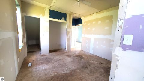 Tiny photo for 2989 N Vandecar Road, Mt Pleasant, MI 48858 (MLS # 1945474)