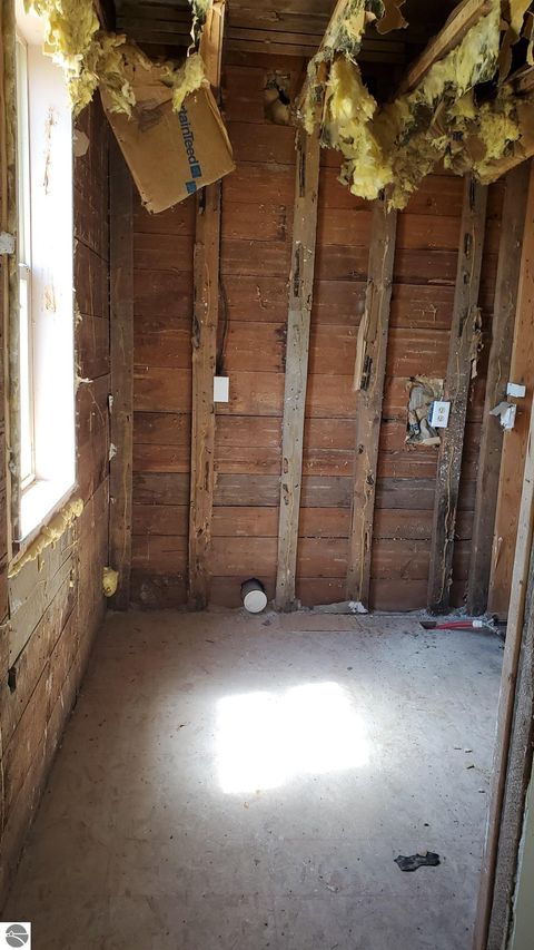 Tiny photo for 2989 N Vandecar Road, Mt Pleasant, MI 48858 (MLS # 1945474)