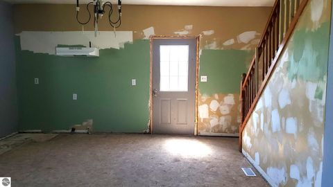 Tiny photo for 2989 N Vandecar Road, Mt Pleasant, MI 48858 (MLS # 1945474)