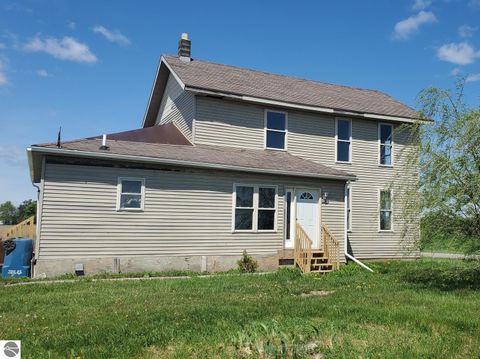 Tiny photo for 2989 N Vandecar Road, Mt Pleasant, MI 48858 (MLS # 1945474)