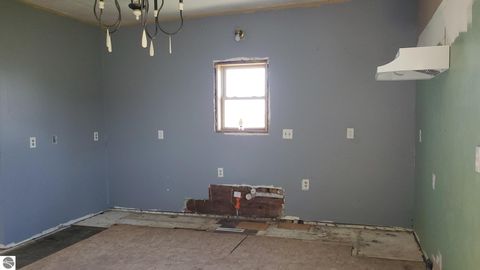 Tiny photo for 2989 N Vandecar Road, Mt Pleasant, MI 48858 (MLS # 1945474)