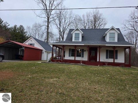 Tiny photo for 2283 S River, Beaverton, MI 48612 (MLS # 1943922)