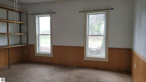 Tiny photo for 5500 85th Avenue, Evart, MI 49631 (MLS # 1943873)