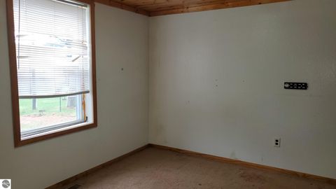 Tiny photo for 5500 85th Avenue, Evart, MI 49631 (MLS # 1943873)