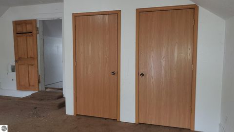 Tiny photo for 5500 85th Avenue, Evart, MI 49631 (MLS # 1943873)