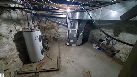 Tiny photo for 5500 85th Avenue, Evart, MI 49631 (MLS # 1943873)