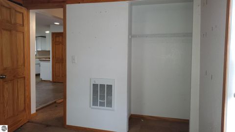 Tiny photo for 5500 85th Avenue, Evart, MI 49631 (MLS # 1943873)