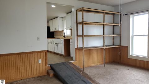 Tiny photo for 5500 85th Avenue, Evart, MI 49631 (MLS # 1943873)