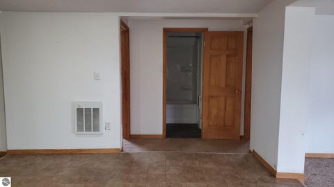 Tiny photo for 5500 85th Avenue, Evart, MI 49631 (MLS # 1943873)