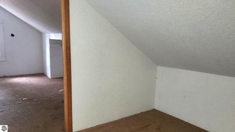 Tiny photo for 5500 85th Avenue, Evart, MI 49631 (MLS # 1943873)