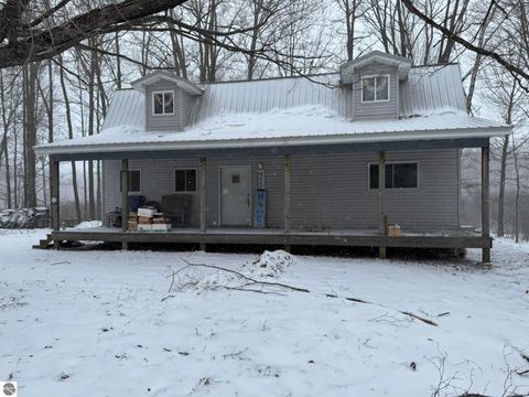 Tiny photo for 13787 170th Avenue, Leroy, MI 49655 (MLS # 1941693)