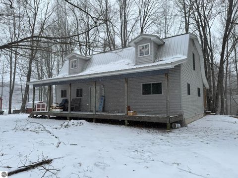 Tiny photo for 13787 170th Avenue, Leroy, MI 49655 (MLS # 1941693)