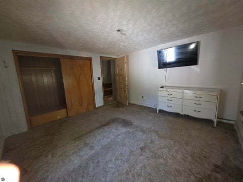Tiny photo for 10593 S Mackinaw Trail, Cadillac, MI 49601 (MLS # 1948598)