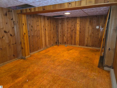 Tiny photo for 10593 S Mackinaw Trail, Cadillac, MI 49601 (MLS # 1948598)