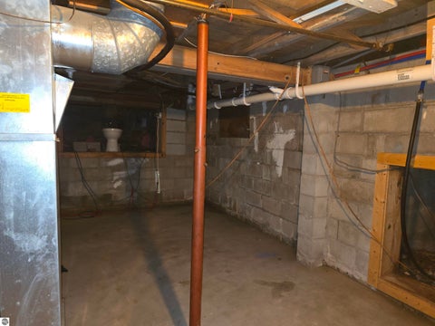 Tiny photo for 10593 S Mackinaw Trail, Cadillac, MI 49601 (MLS # 1948598)