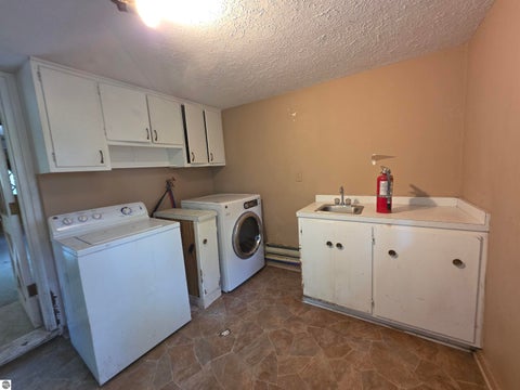 Tiny photo for 10593 S Mackinaw Trail, Cadillac, MI 49601 (MLS # 1948598)