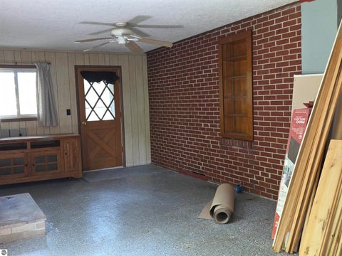 Tiny photo for 10593 S Mackinaw Trail, Cadillac, MI 49601 (MLS # 1948598)