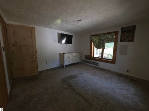 Tiny photo for 10593 S Mackinaw Trail, Cadillac, MI 49601 (MLS # 1948598)