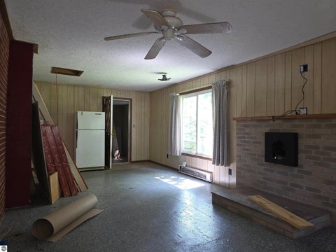 Tiny photo for 10593 S Mackinaw Trail, Cadillac, MI 49601 (MLS # 1948598)