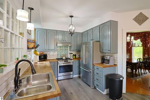 Tiny photo for 737 N State Street, Alma, MI 48801 (MLS # 1944799)
