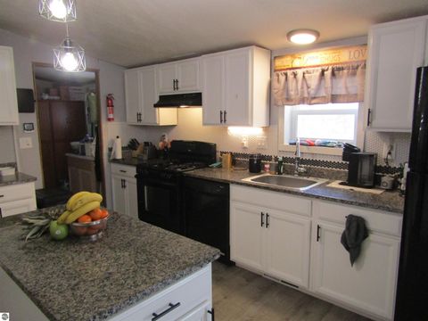 Tiny photo for 1662 Pontiac Trail, West Branch, MI 48661 (MLS # 1943278)