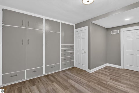 Tiny photo for 804 N River Avenue, Alma, MI 48801 (MLS # 1951101)
