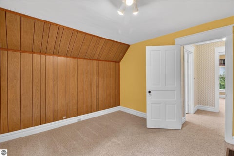 Tiny photo for 804 N River Avenue, Alma, MI 48801 (MLS # 1951101)