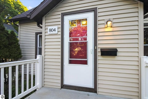 Tiny photo for 804 N River Avenue, Alma, MI 48801 (MLS # 1951101)