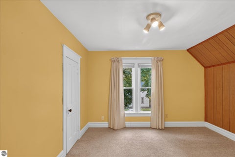 Tiny photo for 804 N River Avenue, Alma, MI 48801 (MLS # 1951101)