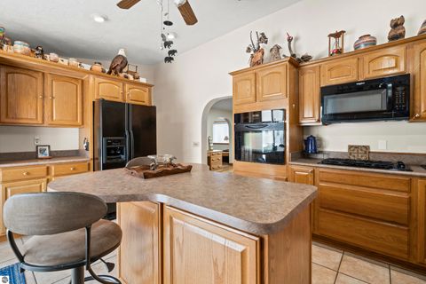 Tiny photo for 411 S Walnut Street, Kalkaska, MI 49646 (MLS # 1942403)