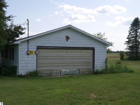 Tiny photo for 2515 Shady Shores Road, Lupton, MI 48661 (MLS # 1948439)