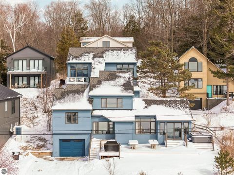 Tiny photo for 3142 Crystal Drive, Beulah, MI 49612 (MLS # 1942731)