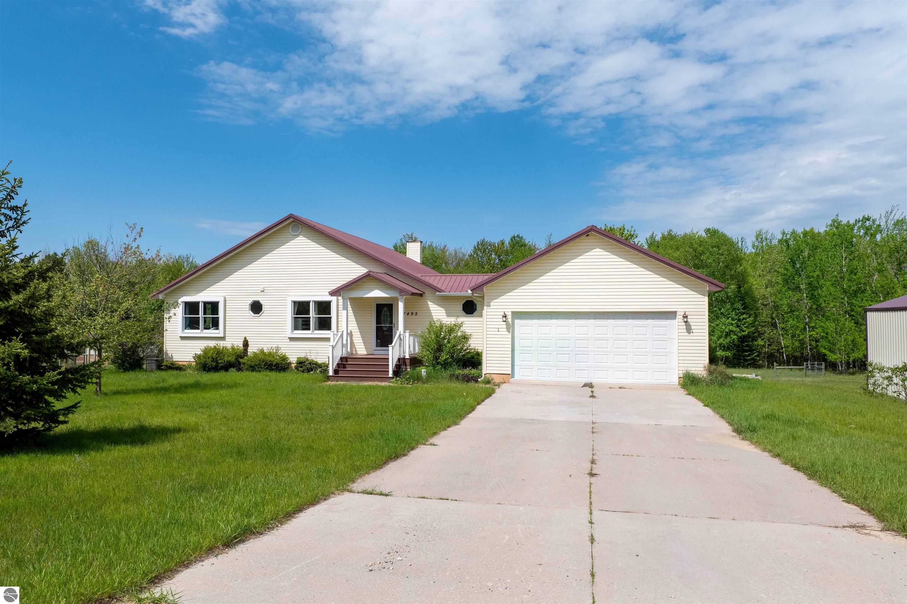 7495 Bennett Road - Photo 3