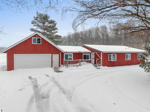 Tiny photo for 9888 N Wilson Road, Lake City, MI 49651 (MLS # 1941576)