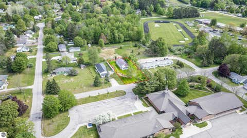 Tiny photo for 925 Hall Avenue, Frankfort, MI 49635 (MLS # 1946002)