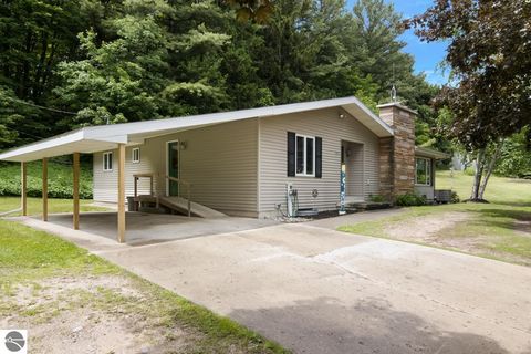 Tiny photo for 1551 N Macksey Road, Suttons Bay, MI 49682 (MLS # 1945667)