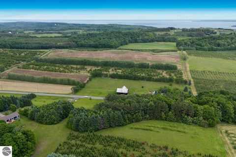 Tiny photo for 1551 N Macksey Road, Suttons Bay, MI 49682 (MLS # 1945667)