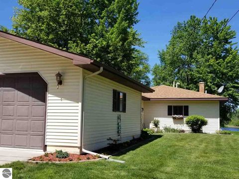 Tiny photo for 8120 Avalon Drive, Hale, MI 48739 (MLS # 1945504)