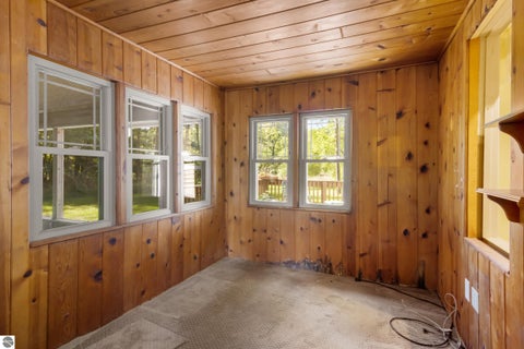 Tiny photo for 18529 Mission RD, Traverse City, MI 49686 (MLS # 1950455)