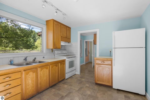 Tiny photo for 18529 Mission RD, Traverse City, MI 49686 (MLS # 1950455)