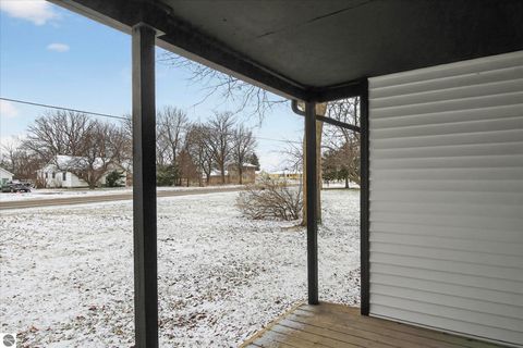 Tiny photo for 5329 E Monroe Road, Breckenridge, MI 48615 (MLS # 1941719)