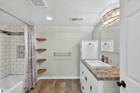 Tiny photo for 5329 E Monroe Road, Breckenridge, MI 48615 (MLS # 1941719)