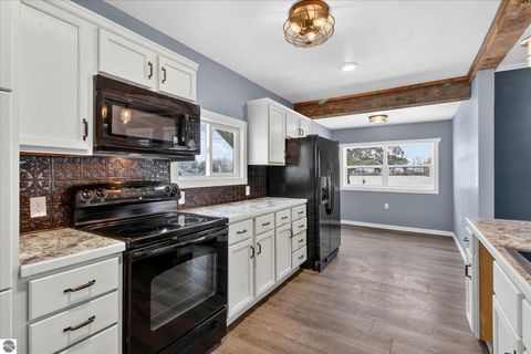 Tiny photo for 5329 E Monroe Road, Breckenridge, MI 48615 (MLS # 1941719)