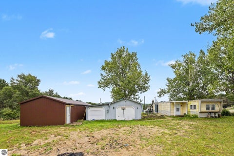 Tiny photo for 5470 N 19 1/2 Road, Mesick, MI 49668 (MLS # 1950686)