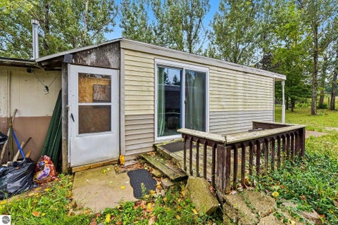 Tiny photo for 5470 N 19 1/2 Road, Mesick, MI 49668 (MLS # 1950686)