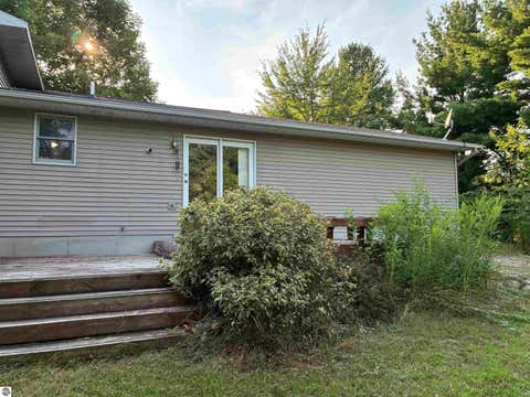 Tiny photo for 6228 Applewood Lane, Williamsburg, MI 49690 (MLS # 1949595)
