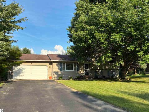 Tiny photo for 6228 Applewood Lane, Williamsburg, MI 49690 (MLS # 1949595)