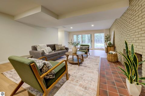 Tiny photo for 4005 E Oxford Drive, Leland, MI 49654 (MLS # 1945155)