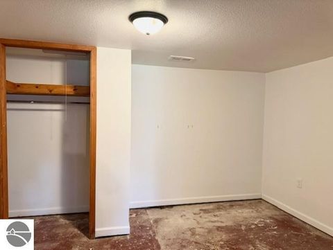Tiny photo for 520 S Franklin, St Louis, MI 48880 (MLS # 1944198)