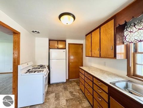 Tiny photo for 520 S Franklin, St Louis, MI 48880 (MLS # 1944198)